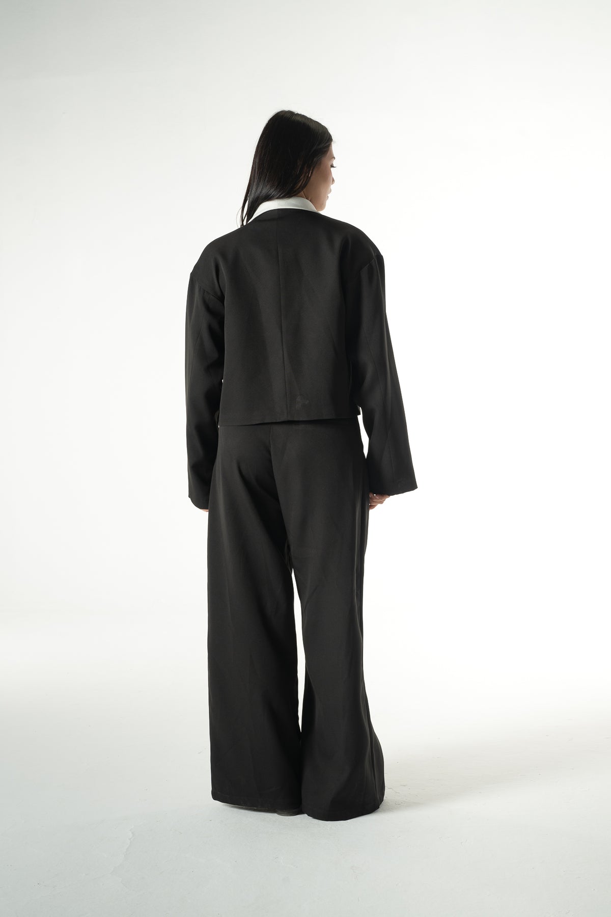 THE NOIRELLE SET